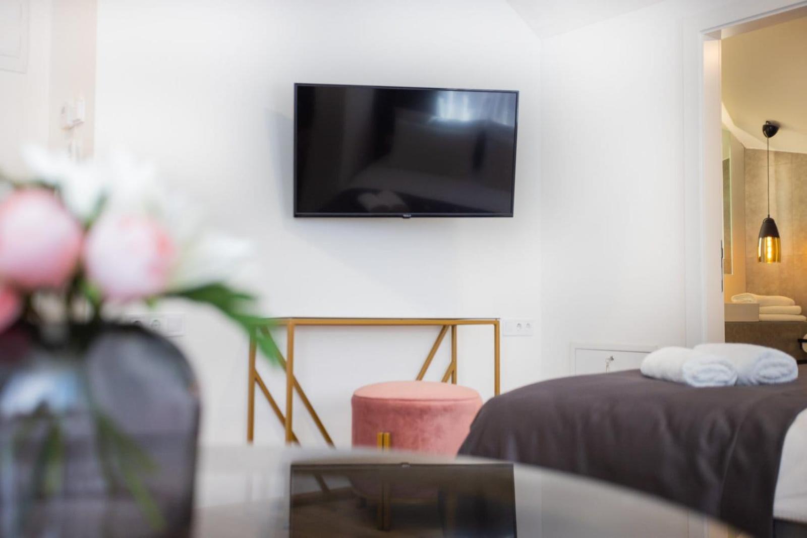 Happy House Old Town Luxury Apartment Sarajevo Bagian luar foto