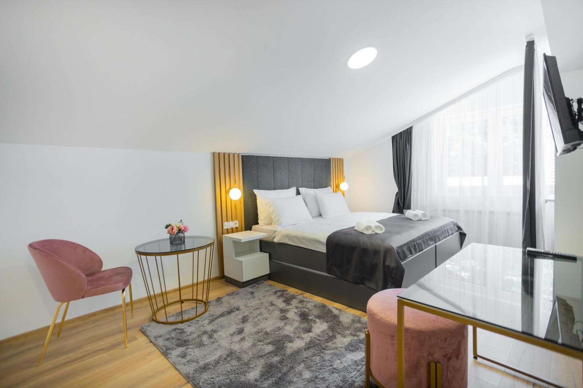 Happy House Old Town Luxury Apartment Sarajevo Bagian luar foto