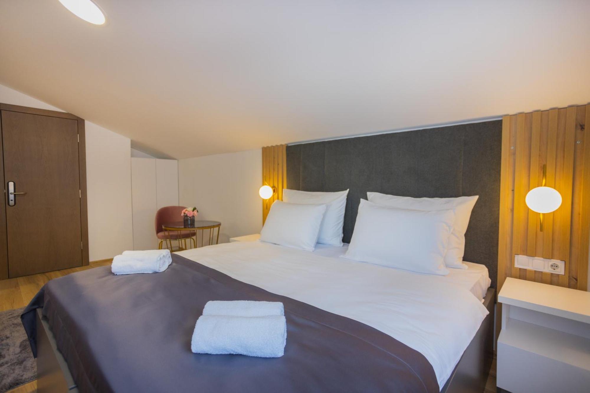 Happy House Old Town Luxury Apartment Sarajevo Bagian luar foto