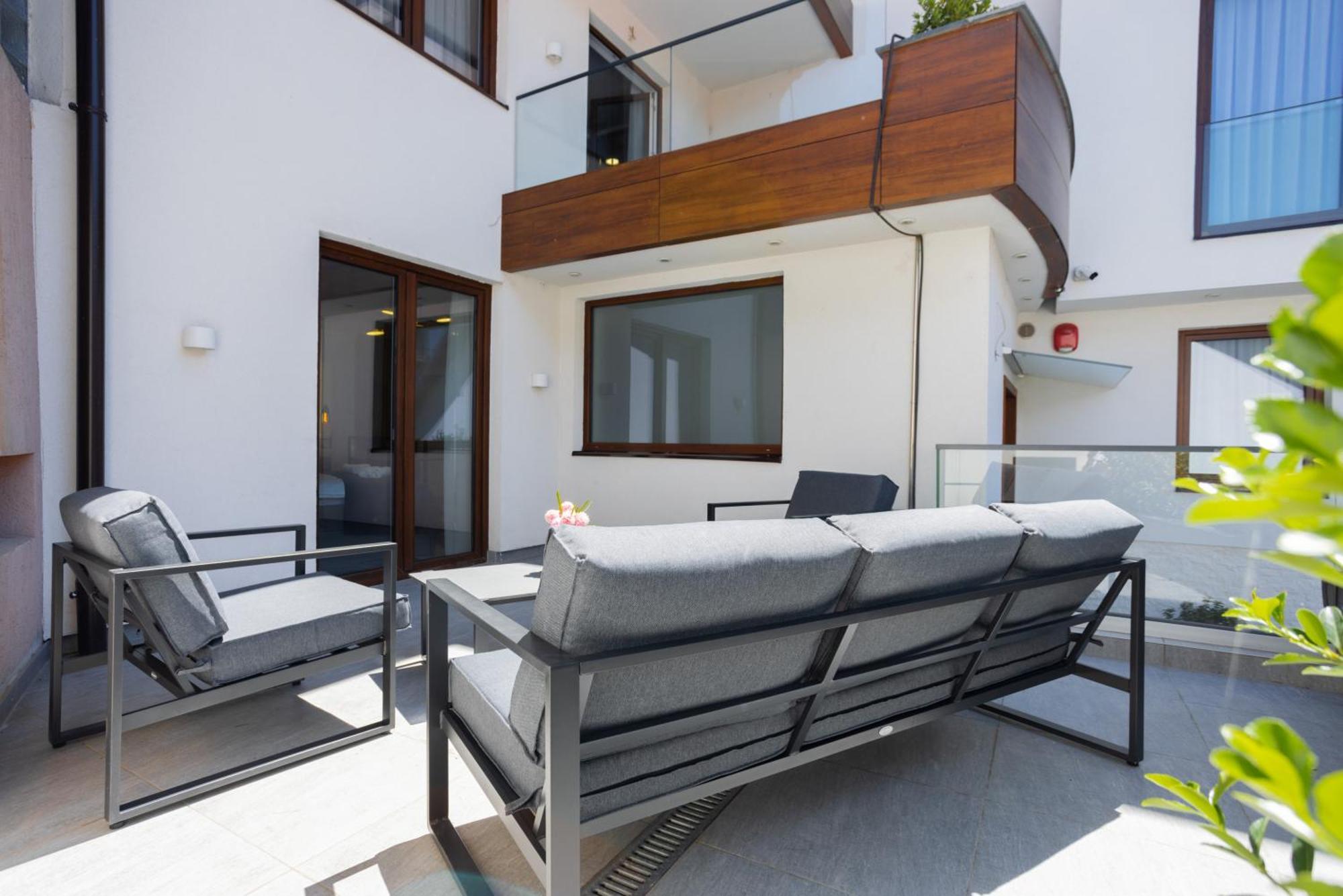 Happy House Old Town Luxury Apartment Sarajevo Bagian luar foto